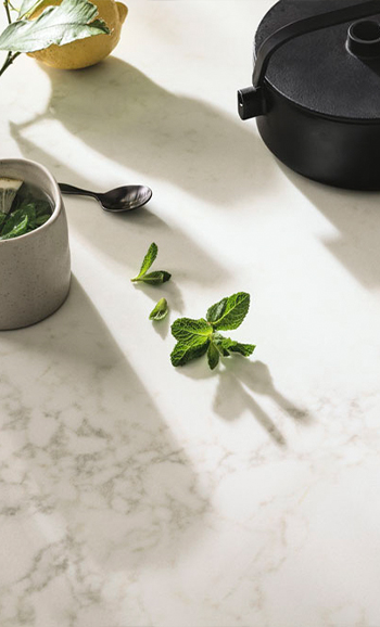 Caesarstone 8100 Calacatta Lacebound Kitchen with ICON surface