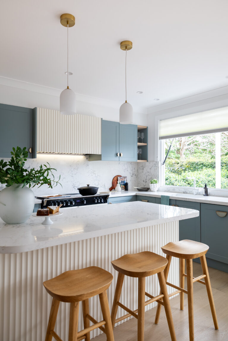 Caesarstone 5105 Calacatta Dreamwave in Wendy Moore designed house